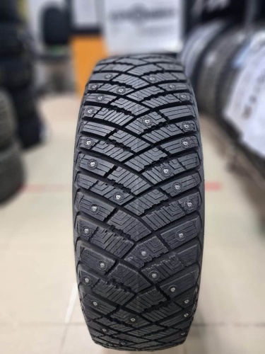 Шины Goodyear Ultragrip Ice Arctic 245/45 R17 99T