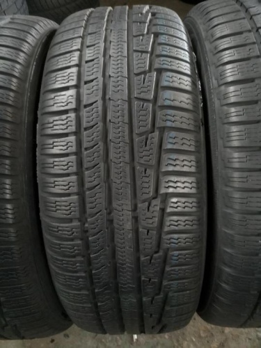 Шины Nokian Tyres WR A3 235/55 R17 -- б/у 5