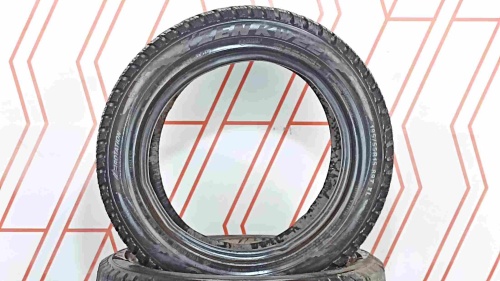 Шины Kumho I'Zen KW22 195/55 R15 -- б/у 5